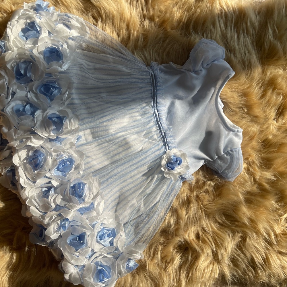 Baby Girl tutu dress size 24M blue & white color